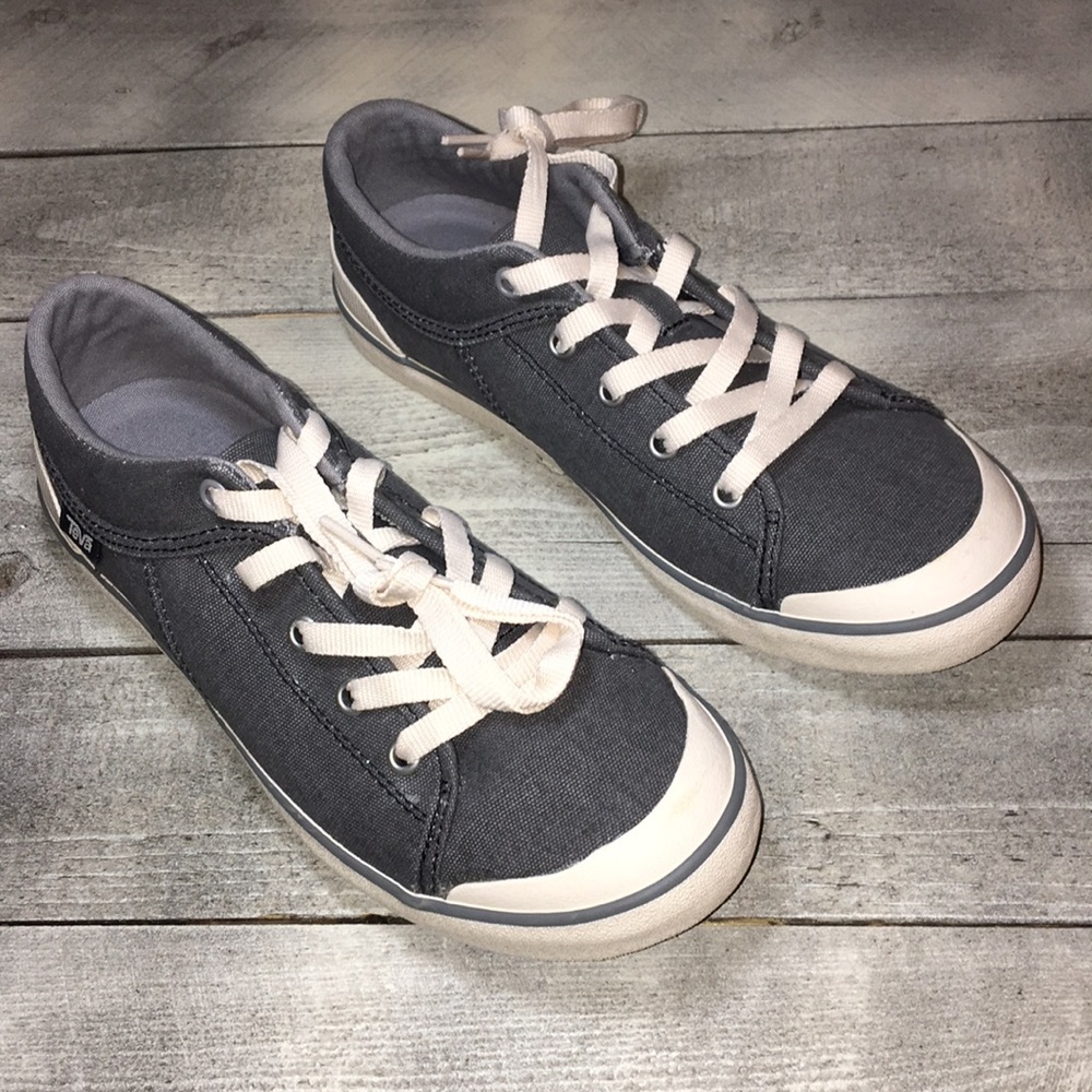 Teva Freewheel Size 8